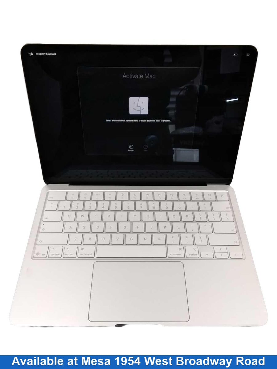 Apple A3404 8 Gb 256 Gb Gray Laptop