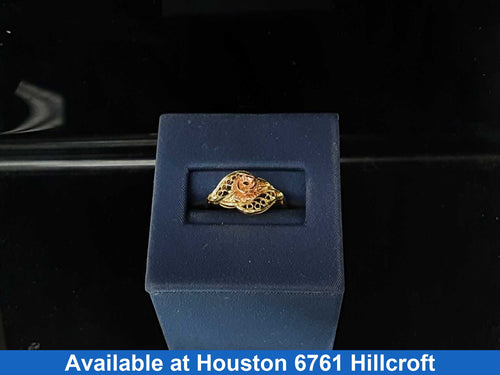 Women's Ring - Yellow Gold 14k (.585) 2 grams Size 7.5