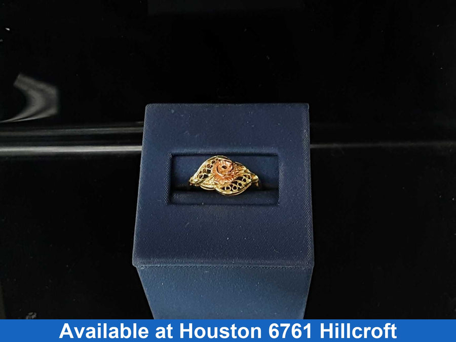 Women's Ring - Yellow Gold 14k (.585) 2 grams Size 7.5
