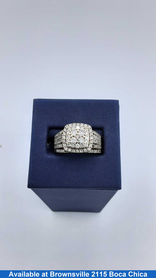 Ring - Wedding Set - Yellow Gold 10k (.417) 5.8 grams Size 9