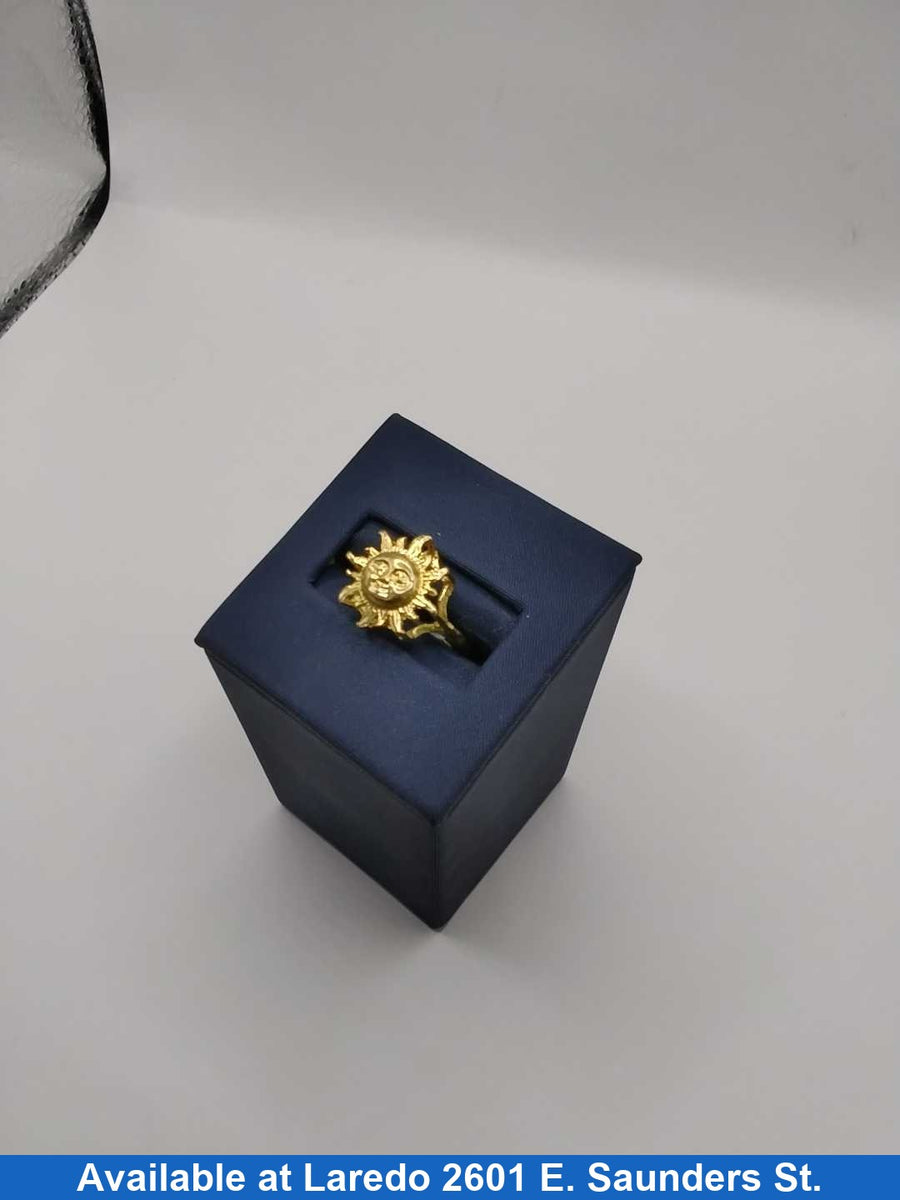 Women's Ring - Yellow Gold 10k (.417) 2.2 grams Size 6