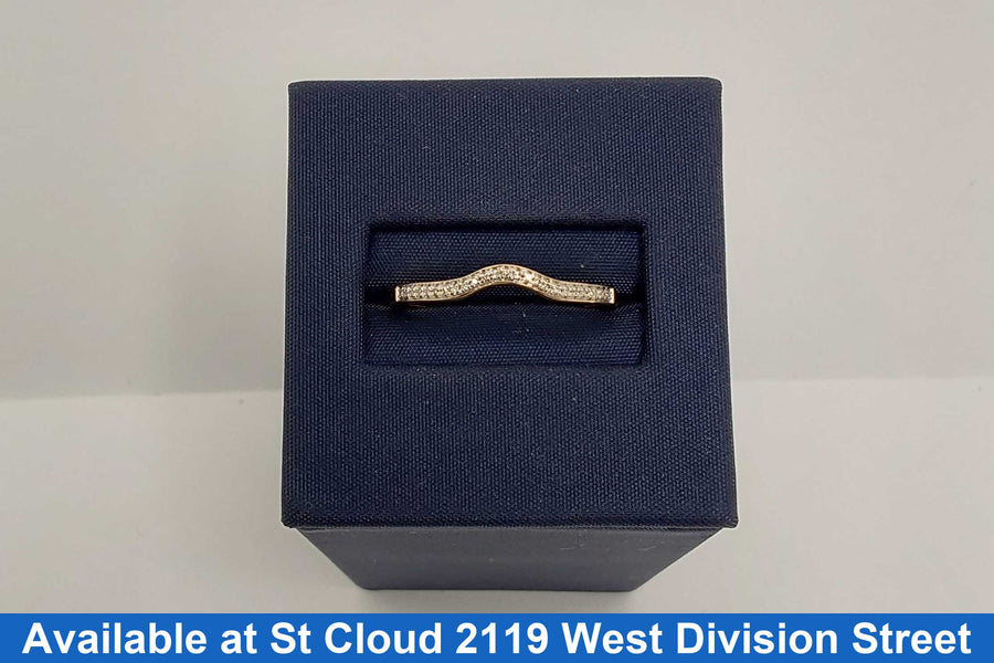 Women's Ring - Anniversary - Yellow Gold 14k (.585) 1.75 grams Size 8.5