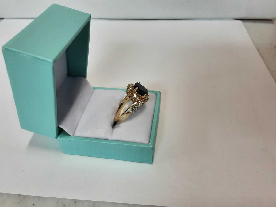Women's Ring - Yellow Gold 14k (.585) 8 grams Size 8.5