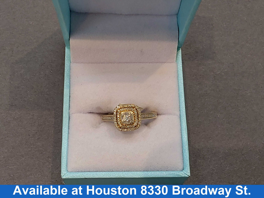 Women's Ring - Yellow Gold 10k (.417) 2.6 grams Size 7.5