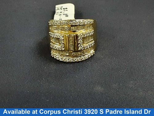 Men's Ring - Yellow Gold 14k (.585) 12.1 grams Size 7.5
