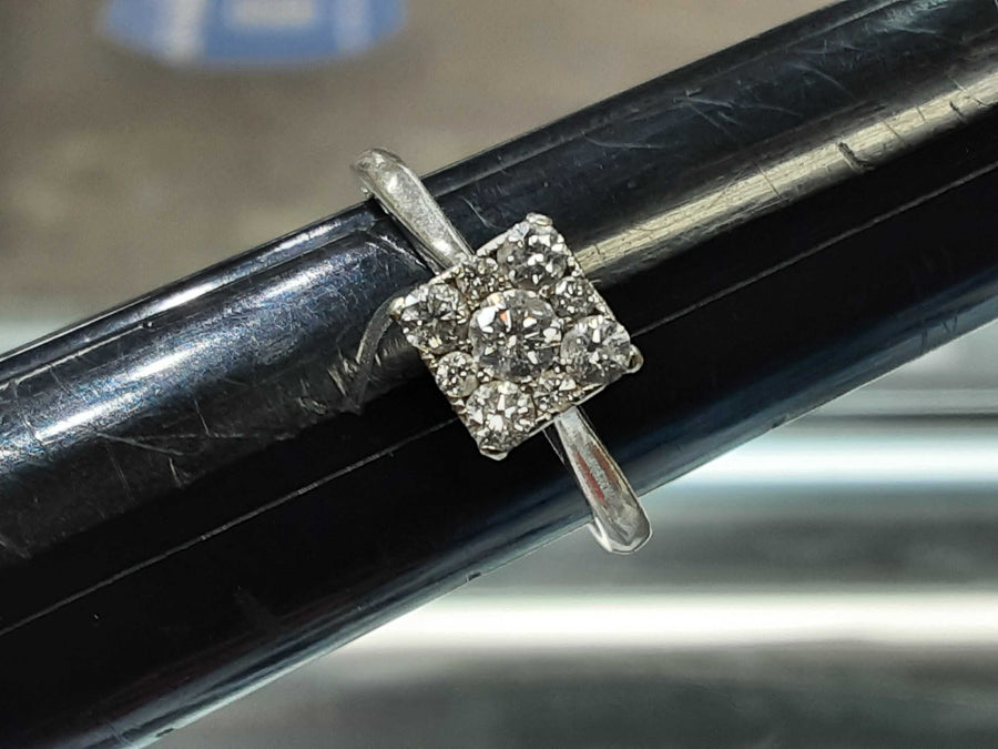 Women's Ring - White Gold 14k (.585) 2.4 grams Size 7