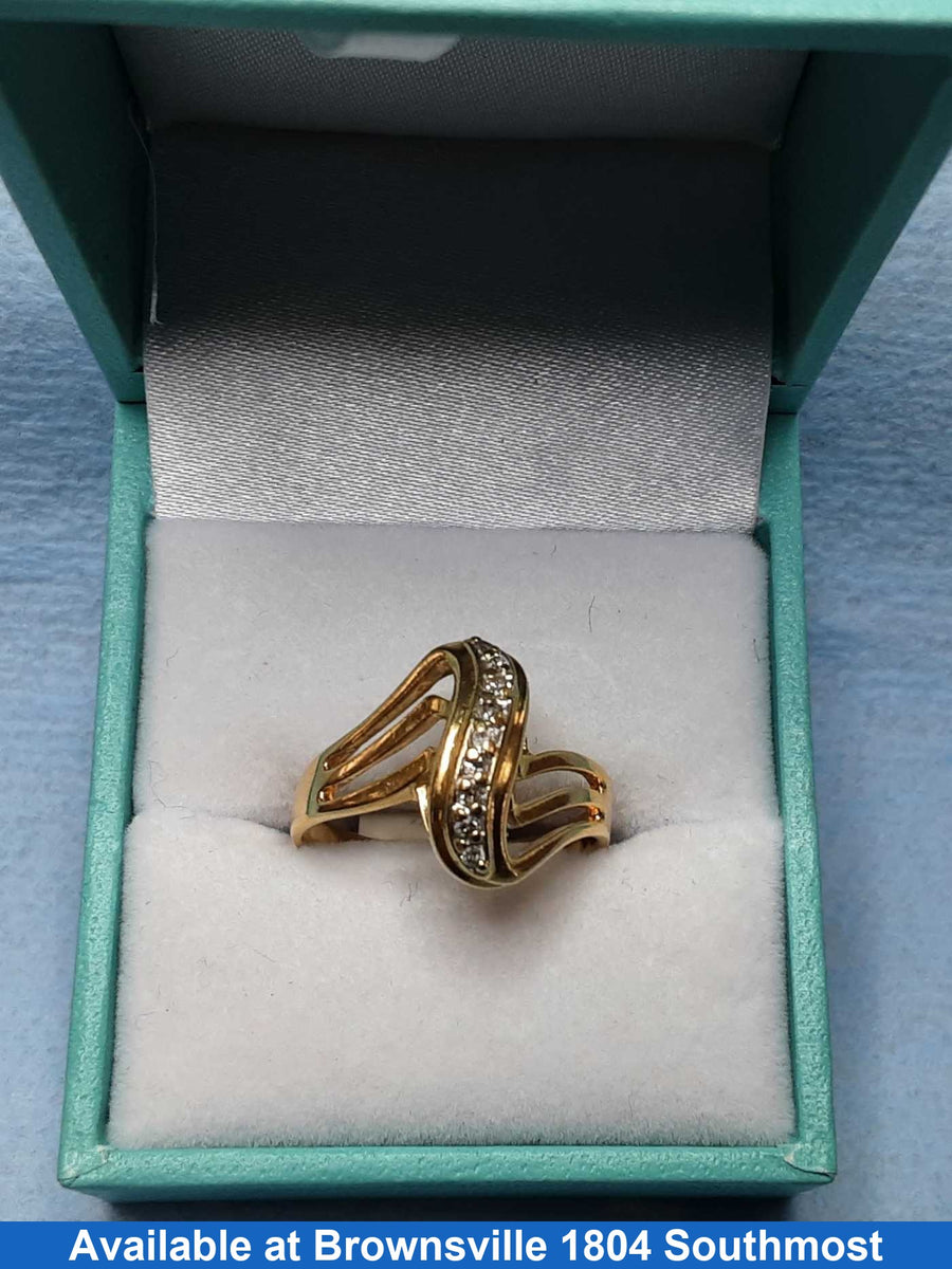 Women's Ring - Yellow Gold 14k (.585) 3.3 grams Size 8