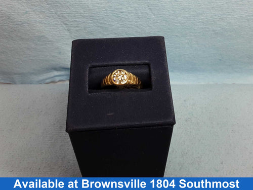 Women's Ring - Yellow Gold 10k (.417) 1.7 grams Size 6.5