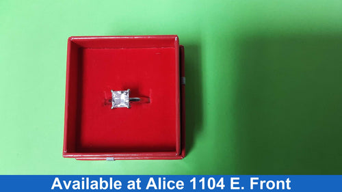 Women's Ring - Solitaire - White Gold 14k (.585) 4.7 grams Size 7.5