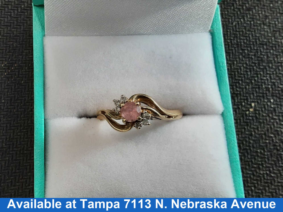 Women's Ring - Solitaire - Yellow Gold 10k (.417) 2.5 grams Size 6.5