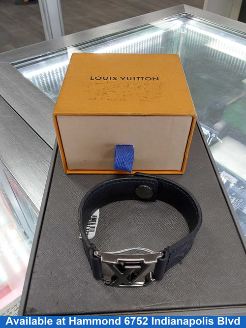 Bangle Bracelet - Stainless 25.9 grams 8 inch