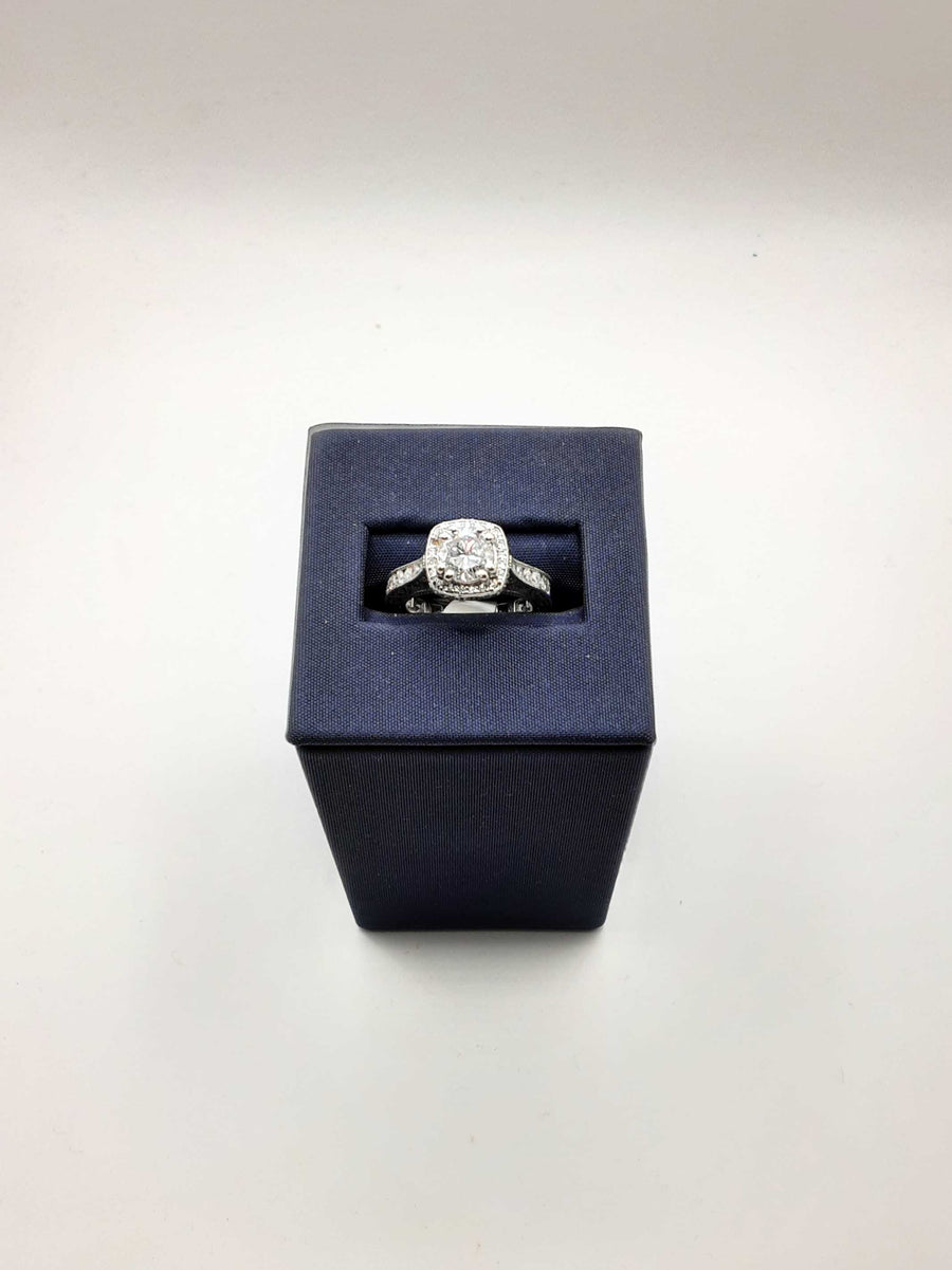 Women's Ring - Solitaire - White Gold 14k (.585) 4.7 Grams Size 3