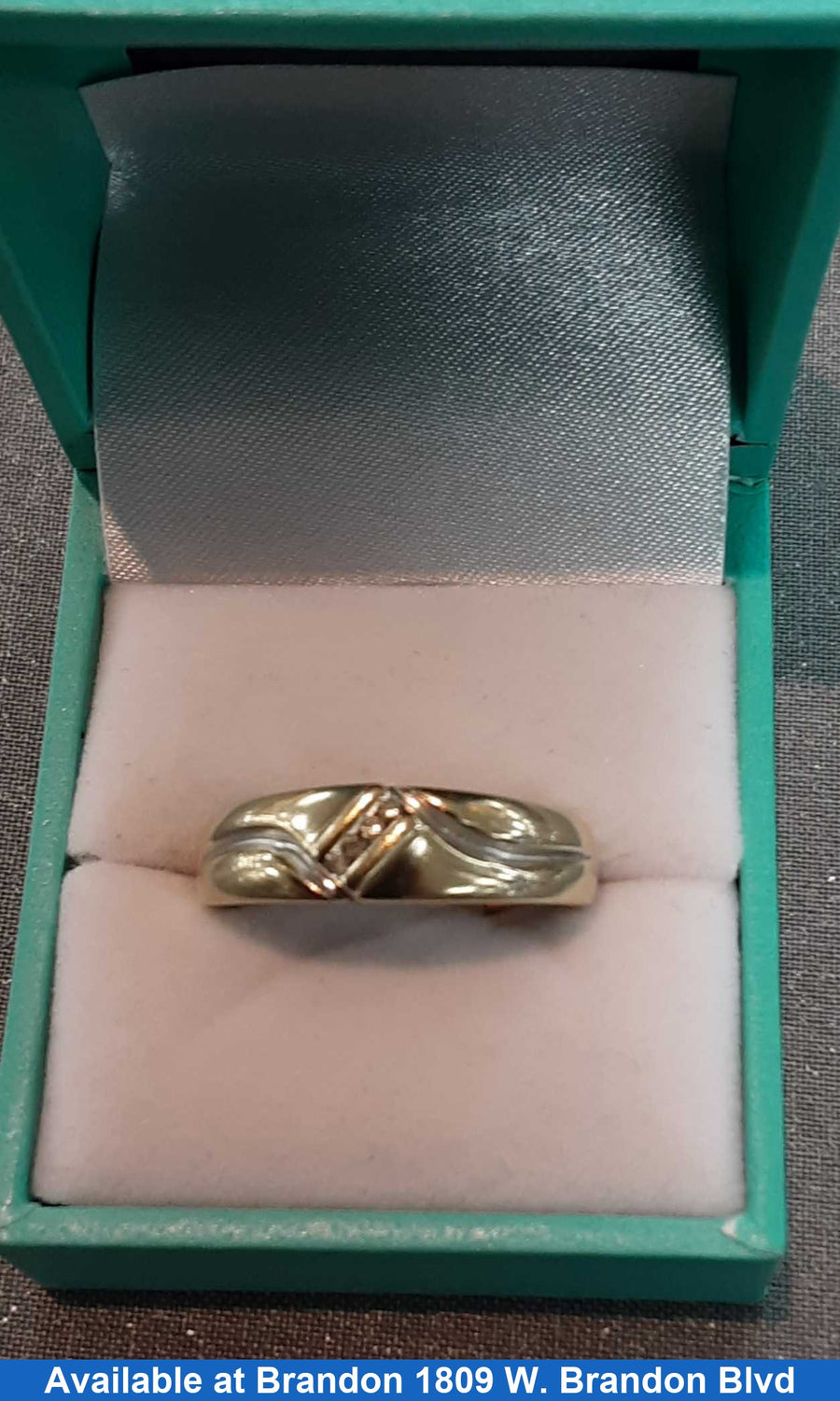 Men's Ring - Yellow Gold 10k (.417) 3.3 grams Size 10