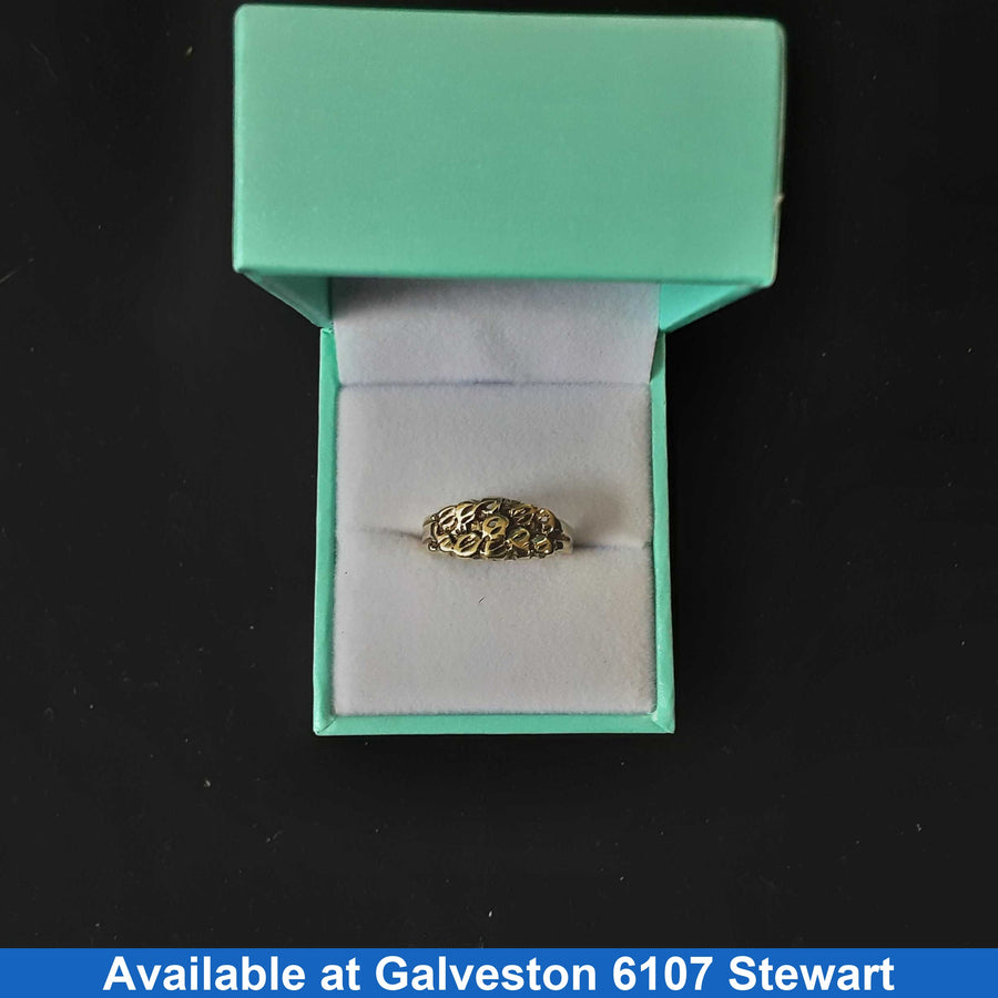 Women's Ring - Yellow Gold 10k (.417) 1.8 grams Size 7.5