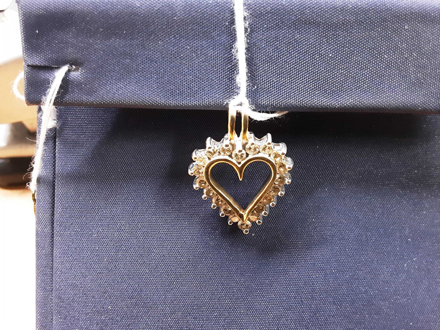 Pendant - Yellow Gold 10k (.417) 2.8 grams