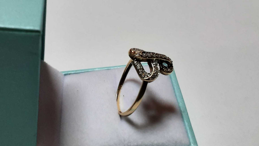 Women's Ring - Yellow Gold 10k (.417) 3.4 grams Size 11