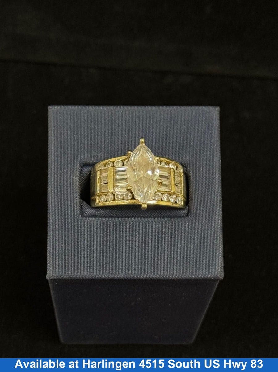 Women's Ring - Yellow Gold 10k (.417) 7.1 grams Size 12