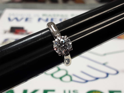 Women's Ring - Solitaire - White Gold 14k (.585) 3.7 grams Size 6