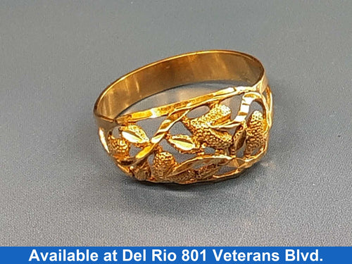 Women's Ring - Yellow Gold 10k (.417) 2.7 grams Size 10.5