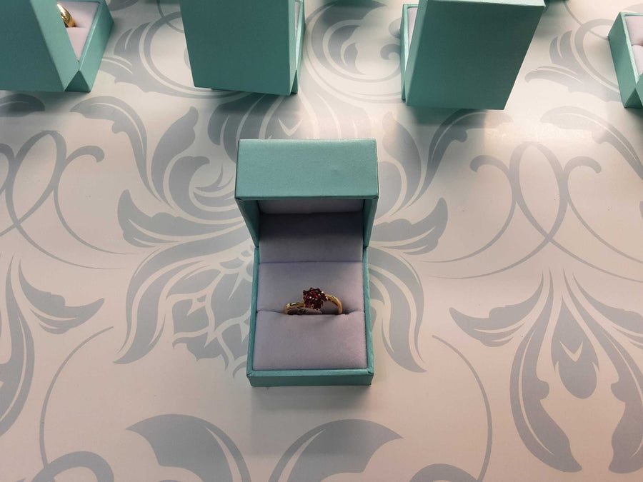 Women's Ring - Yellow Gold 10k (.417) 2.9 grams Size 20