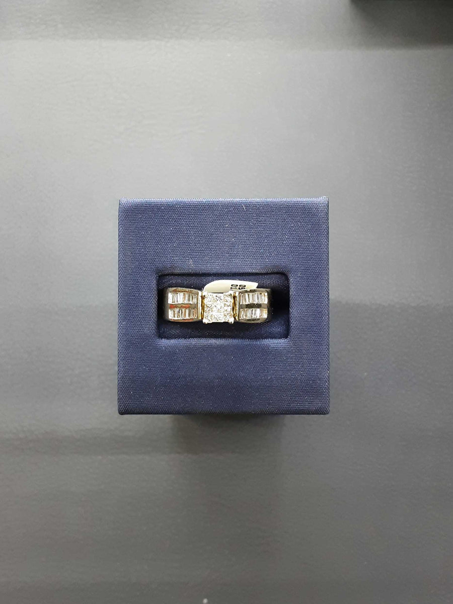Ring - Wedding Set - Yellow Gold 14k (.585) 7 grams Size 7.5