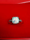 Women's Ring - Yellow Gold 14k (.585) 3.1 grams Size 7.5