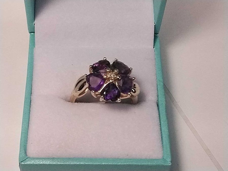 Women's Ring - Yellow Gold 14k (.585) 5.3 grams Size 8