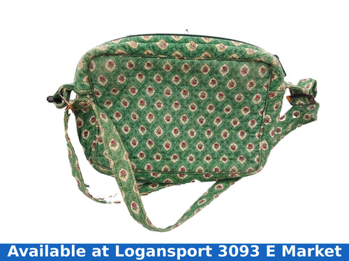 Vera Bradley Green Purse Green Purse / Handbag