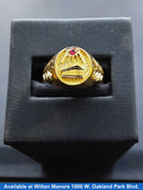 Men's Ring - Yellow Gold 14k (.585) 3.7 grams Size 7
