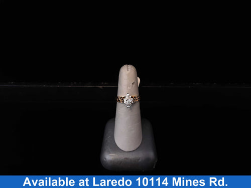 Women's Ring - Yellow Gold 14k (.585) 4 grams Size 7