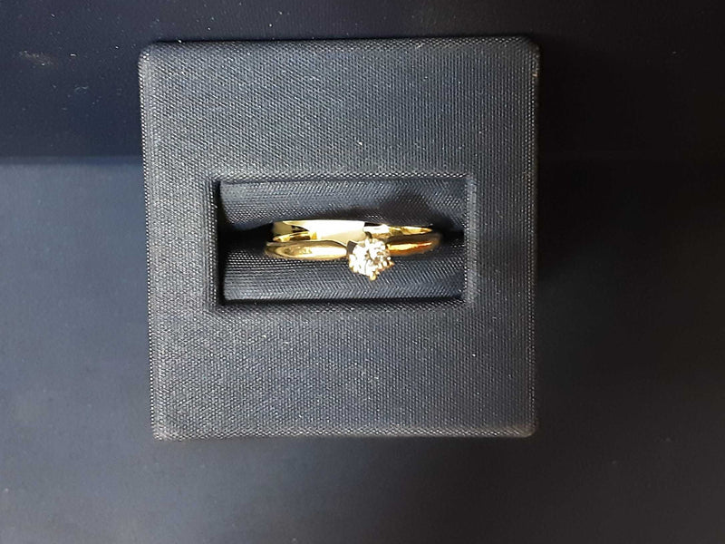Yellow Gold 14k (.585) 1.7 grams Size 6.5