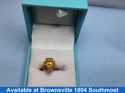 Women's Ring - Yellow Gold 14k (.585) 2.2 grams Size 4.5
