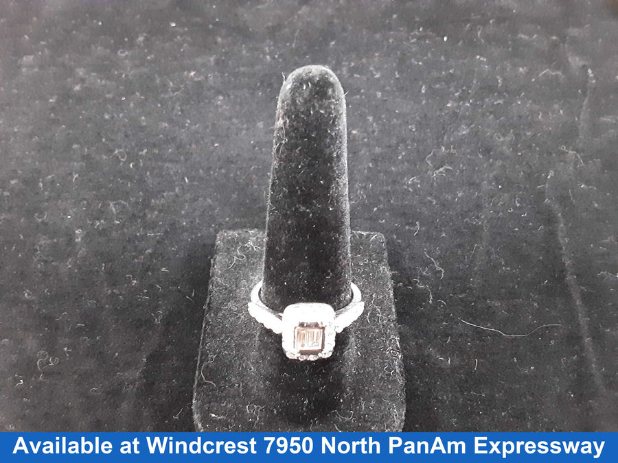 Women's Ring - White Gold 14k (.585) 4.7 grams Size 7