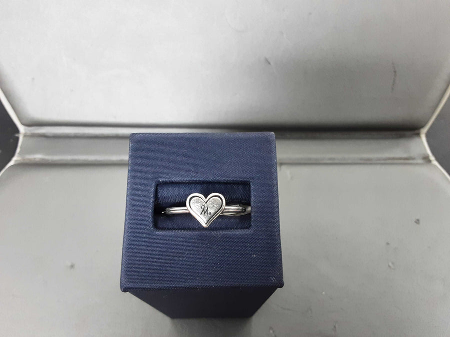 Women's Ring - Silver 2.6 grams Size 20