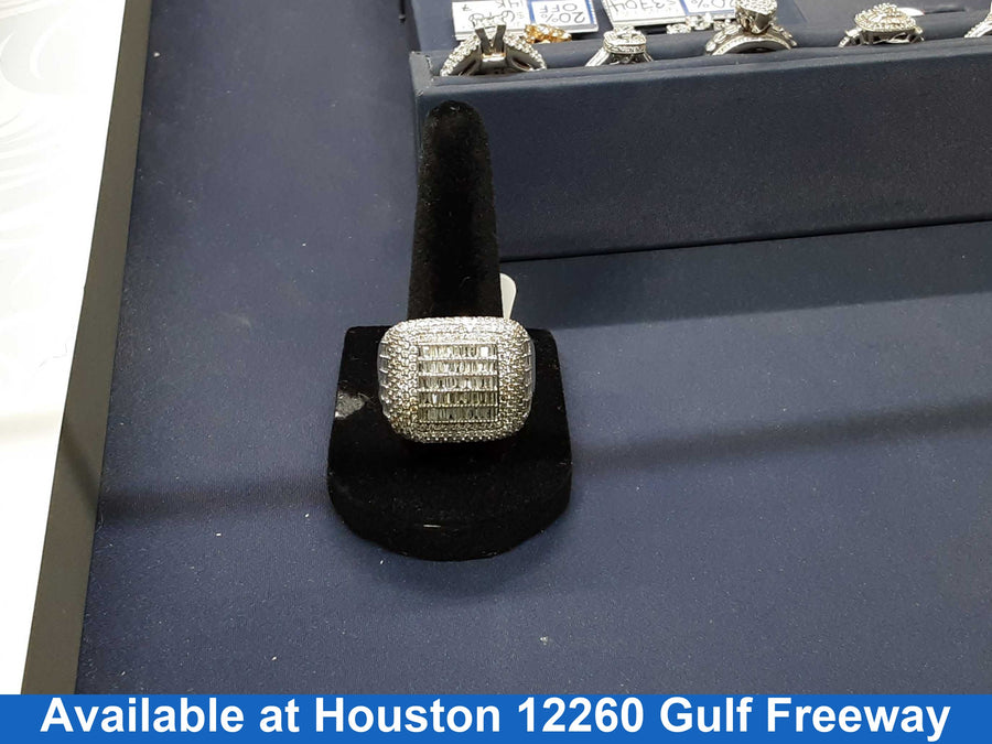 Men's Ring - White Gold 10k (.417) 15.1 grams Size 10.5