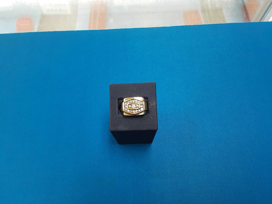 Men's Ring - Yellow Gold 10k (.417) 6.8 grams Size 10