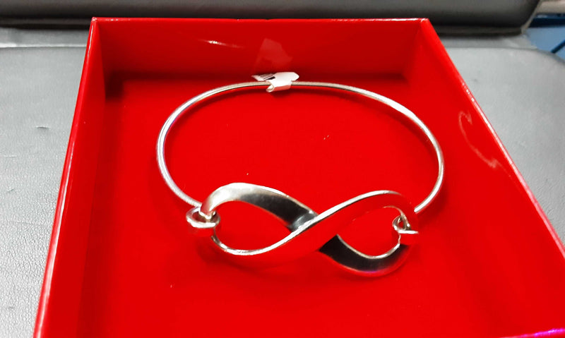 Bangle Bracelet Silver 13.7 grams 8 inch