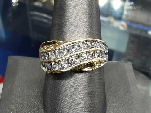 Men's Ring - Yellow Gold 10k (.417) 6.6 grams Size 10.5
