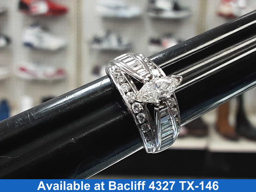 Women's Ring - Solitaire - White Gold 14k (.585) 6.9 grams Size 6
