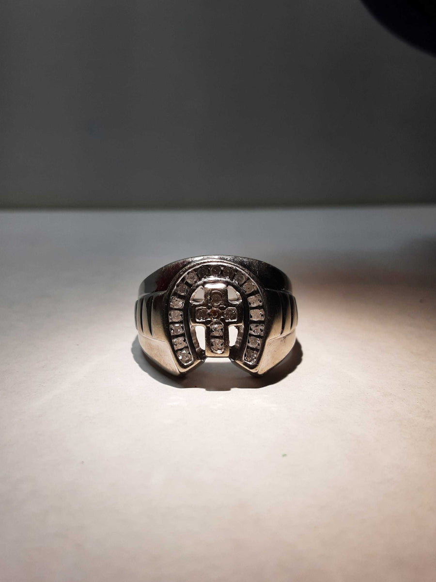 Women's Ring - White Gold 10k (.417) 4.4 grams Size 9.5