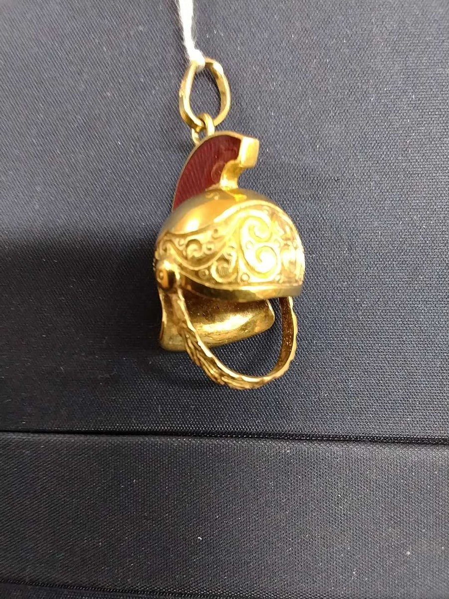Sports Pendant - Yellow Gold 18k (.750) 8 grams