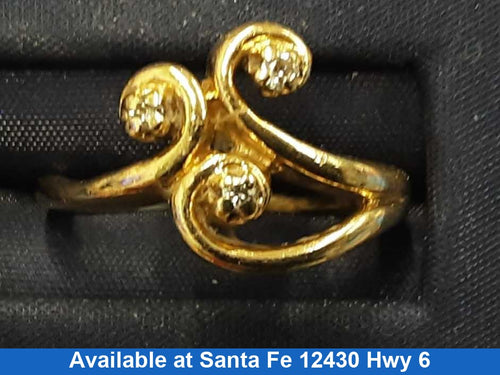 Women's Ring - Yellow Gold 14k (.585) 4 grams Size 7