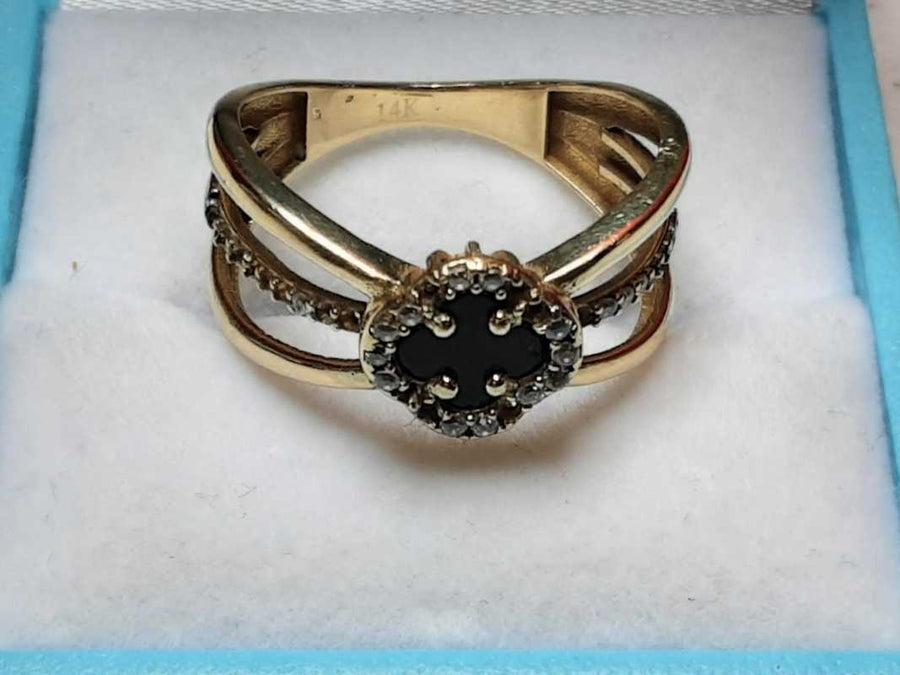 Women's Ring - Yellow Gold 14k (.585) 3.6 grams Size 8.5