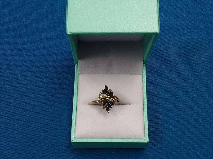 Women's Ring - Yellow Gold 10k (.417) 2.5 grams Size 7.5