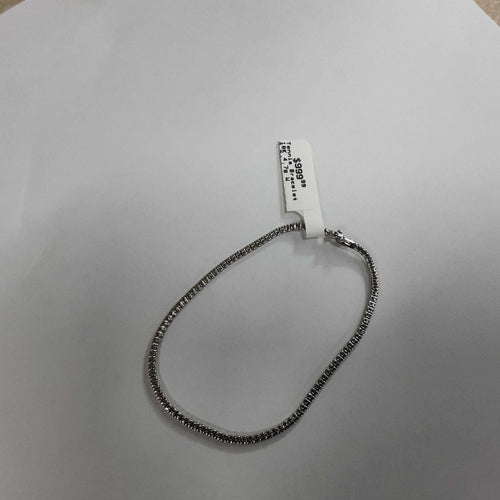 Tennis Bracelet - White Gold 18k (.750) 4.7 grams 8 inch