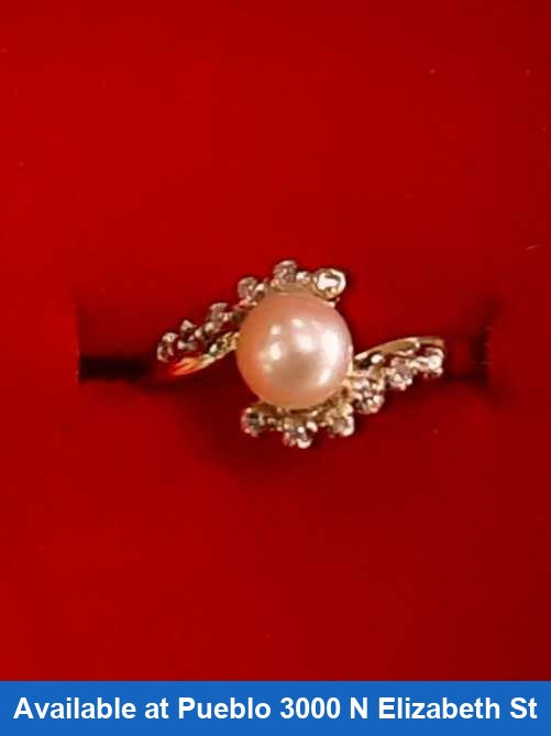 Women's Ring - Yellow Gold 14k (.585) 2.1 grams Size 7
