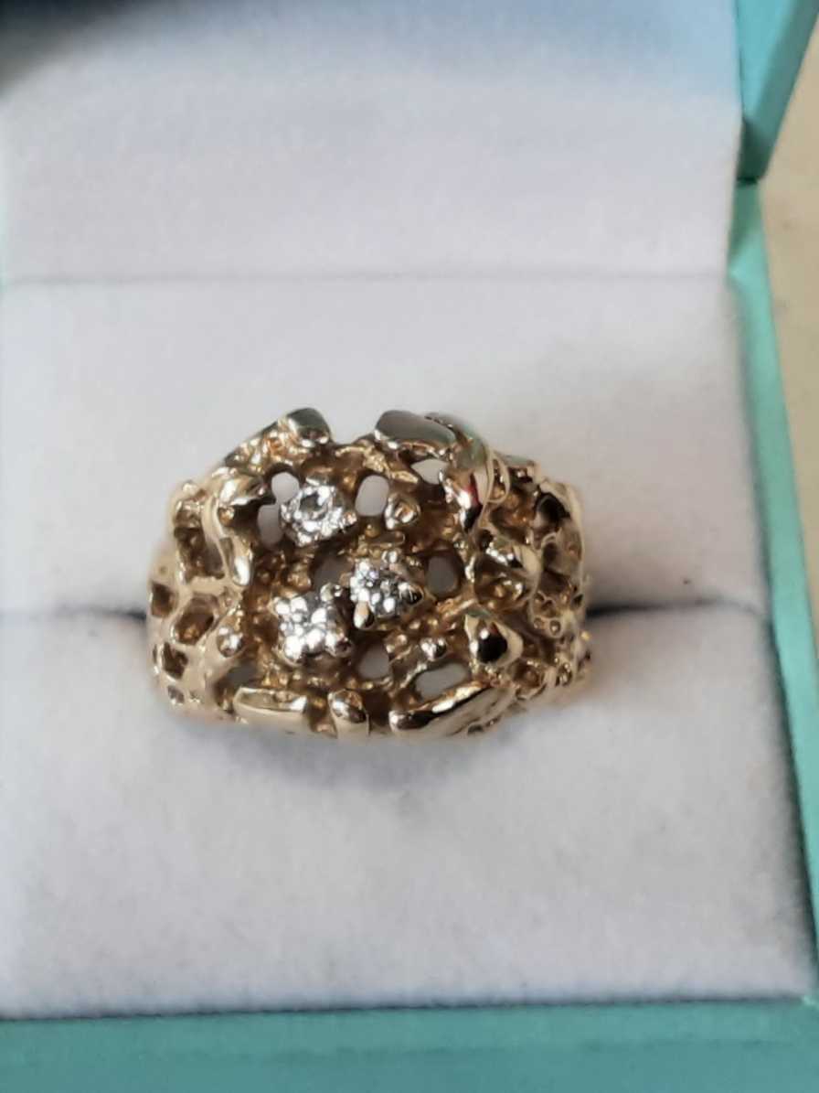 Men's Ring - Yellow Gold 14k (.585) 10.7 grams Size 9