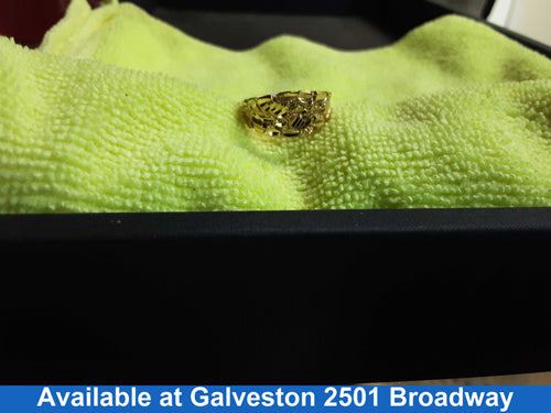 Women's Ring - Yellow Gold 10k (.417) 2.1 grams Size 8.5