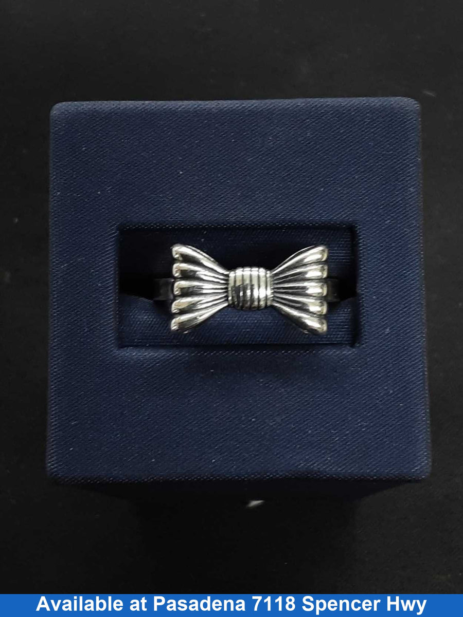 Women's Ring - Silver 4.2 grams Size 20