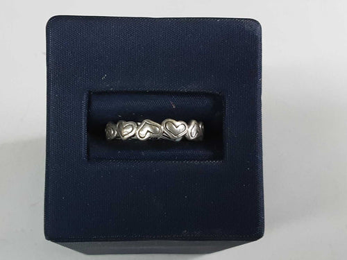 Women's Ring - Silver 1.8 grams Size 7.5